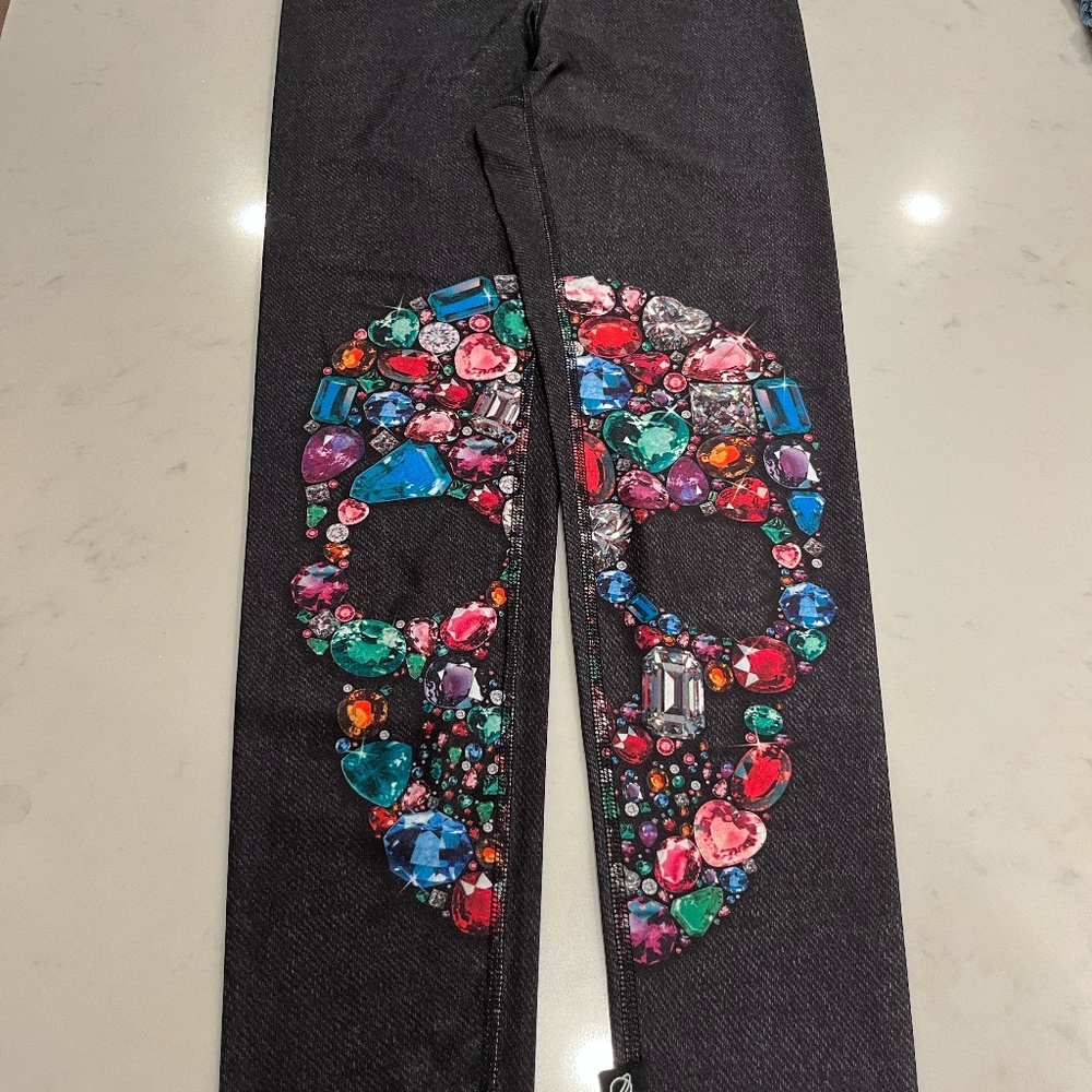 terez gem stone skull print leggings size medium